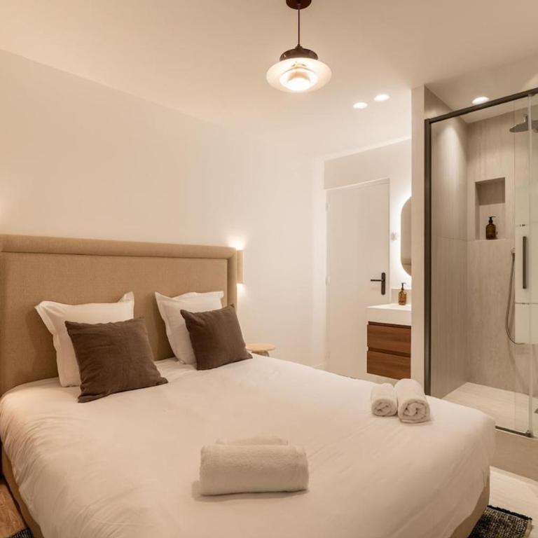 Splendid 2-bedro - Two-Bedroom Apartment - 11