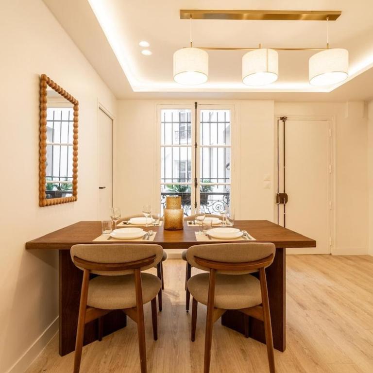 Splendid 2-bedro - Two-Bedroom Apartment - 14