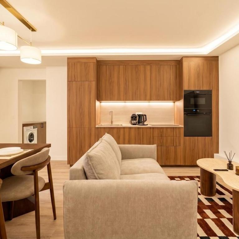 Splendid 2-bedro - Two-Bedroom Apartment - 16