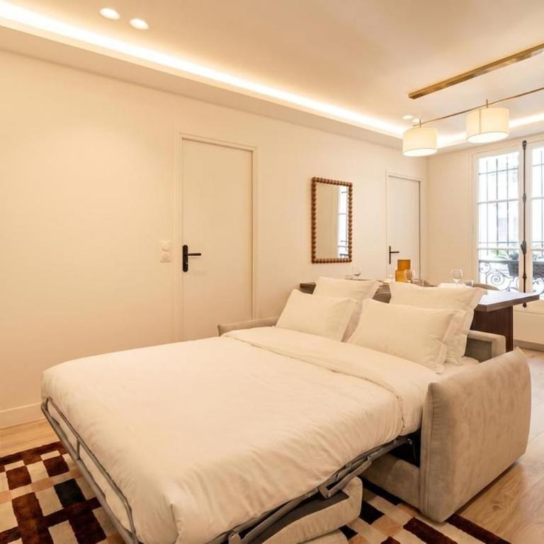 Splendid 2-bedro - Two-Bedroom Apartment - 22