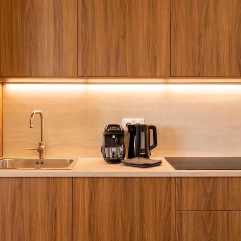 Splendid 2-bedro - Two-Bedroom Apartment - 24