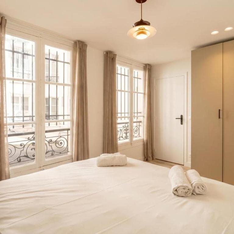 Splendid 2-bedro - Two-Bedroom Apartment - 25