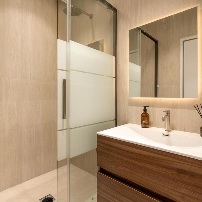 Splendid 2-bedro - Two-Bedroom Apartment - 26
