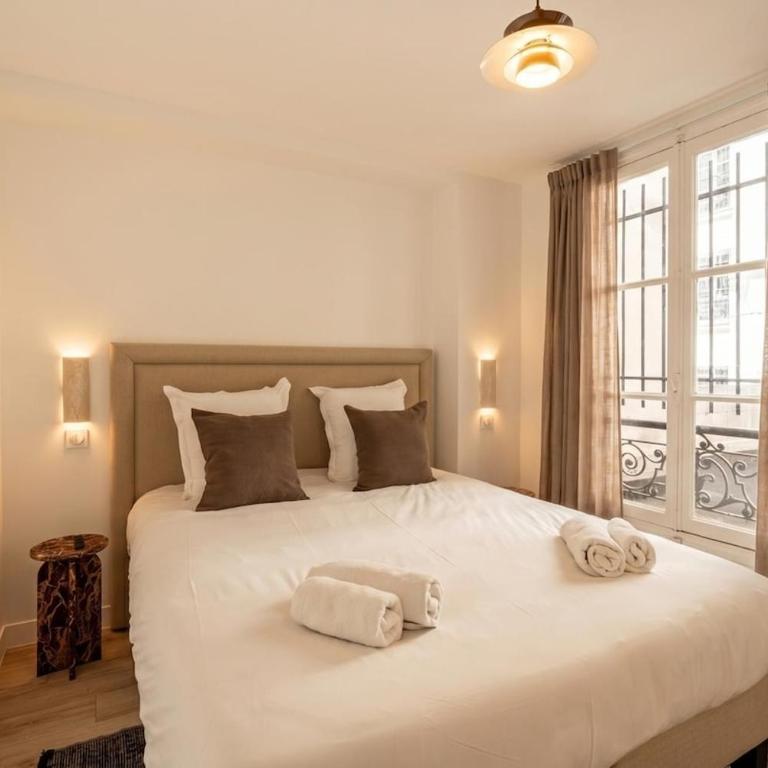 Splendid 2-bedro - Two-Bedroom Apartment - 31