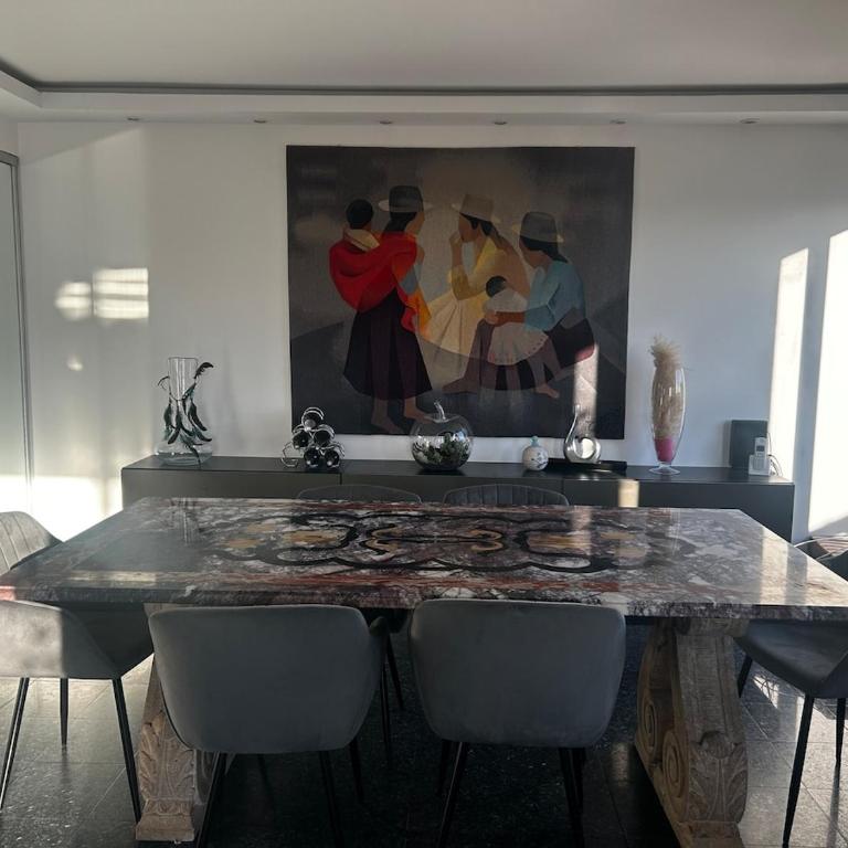 Aerial view of Paris - Apartamento de 3 dormitorios - 18
