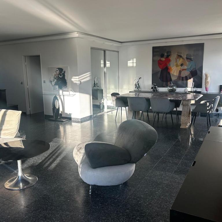 Aerial view of Paris - Apartamento de 3 dormitorios - 41