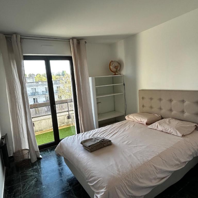 Aerial view of Paris - Apartamento de 3 dormitorios - 42