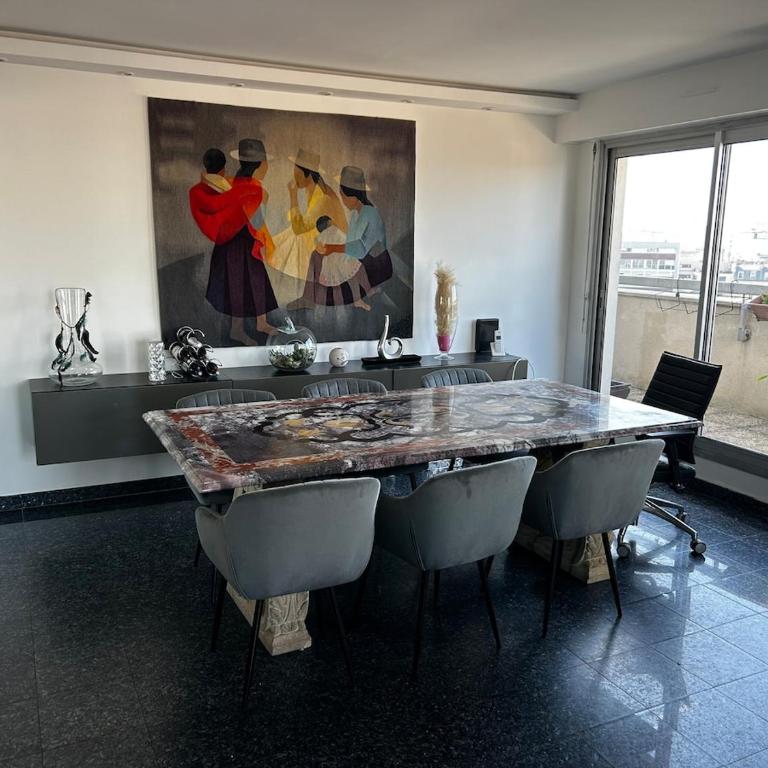 Aerial view of Paris - Apartamento de 3 dormitorios - 63