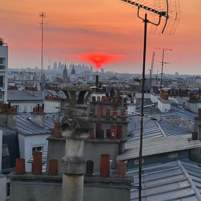 Aerial view of Paris - Apartamento de 3 dormitorios - 66