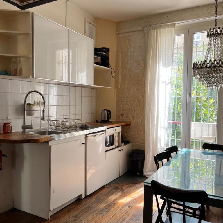 Agréable 35m2 proche de Montmartre - Appartement - Rez-de-Chaussée - 2