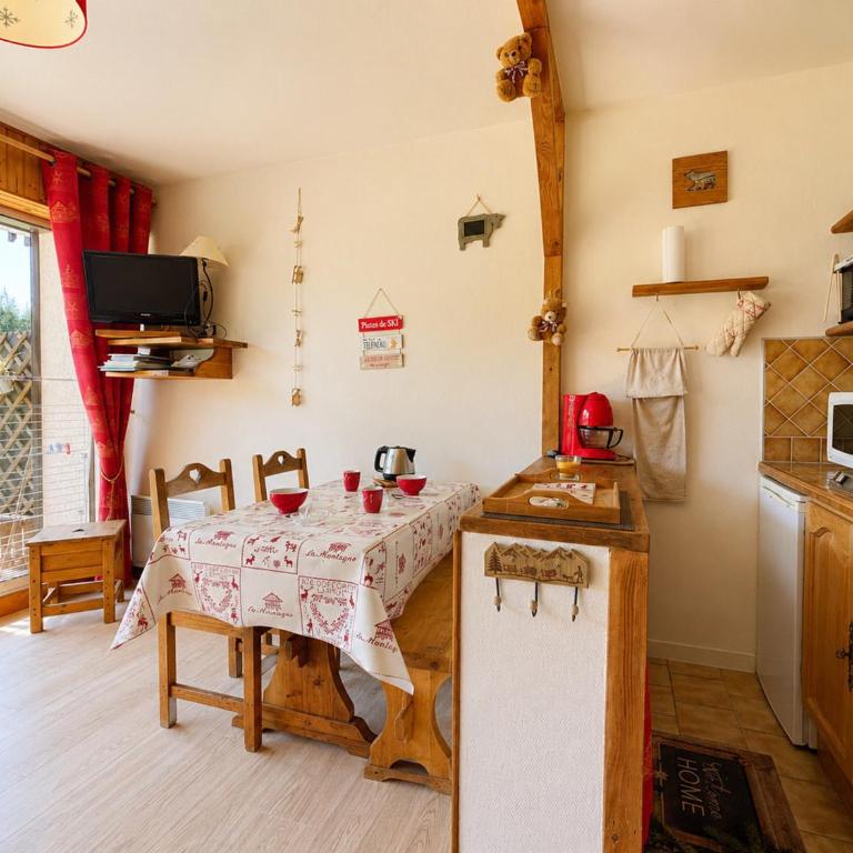 Studio cosy skis aux pieds avec parking, animaux acceptés - Studio - 8