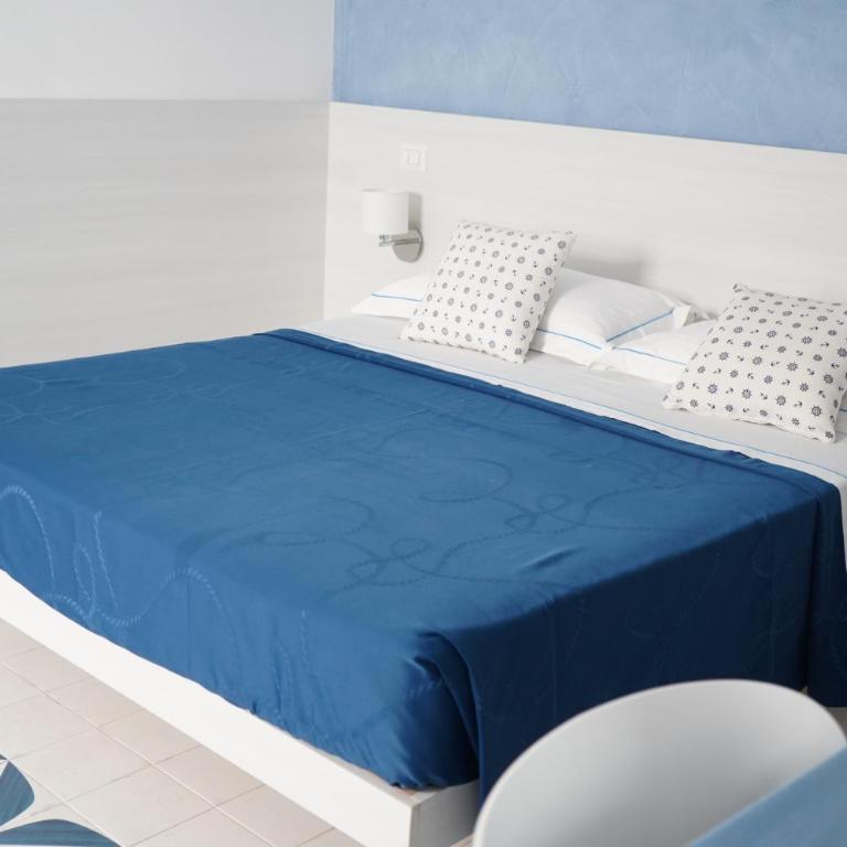 Porto Cesareo Family House 2 - Standard Family Room - 2