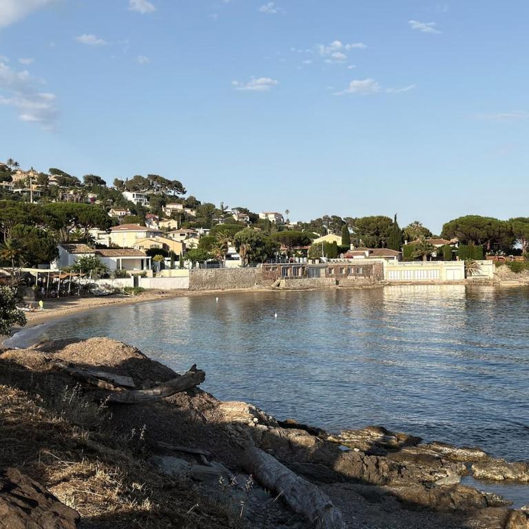 Plages et Port à pied avec Piscine pour 4 personnes - Appartement 2 Chambres - 8