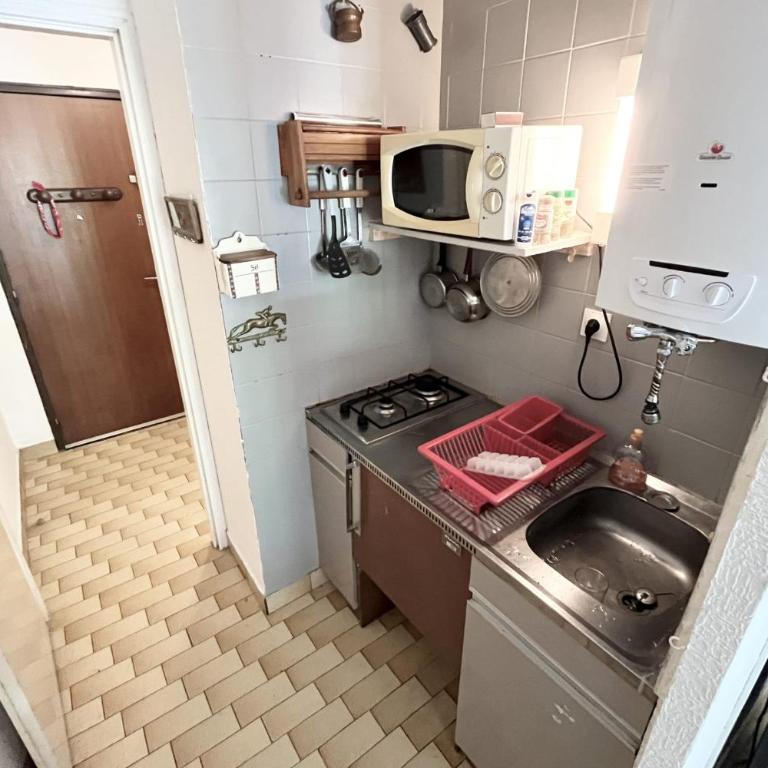 Apartment for 4 at 400 m from the beach - Apartment - 5