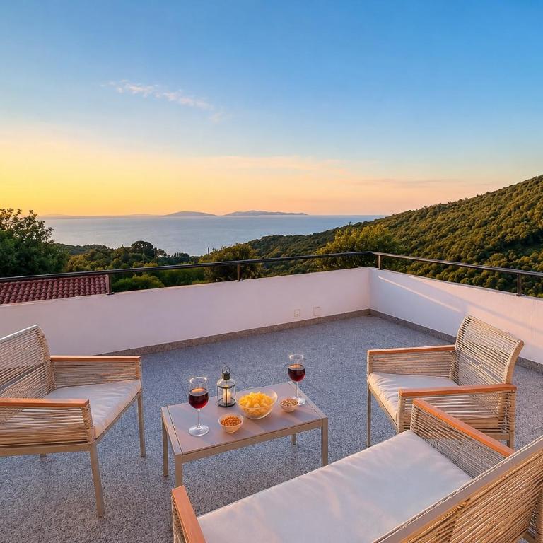 Villetta Maya A Capoliveri - Elba Affitti - Appartamento con 2 Camere da Letto e Vista Mare - 2