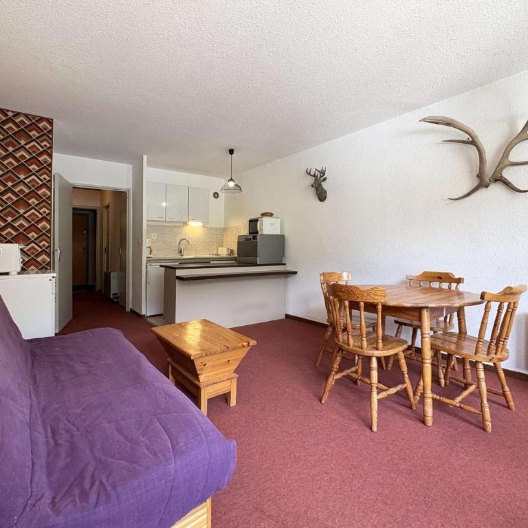 Grand studio Les Orres 1650, 4 pers, balcon, proche commerces, box à skis - FR-1-322-267 - Apartment (4 Erwachsene) - 4
