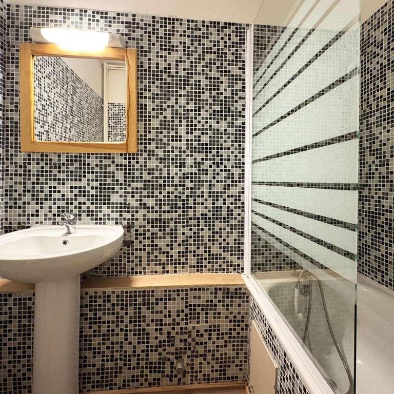 Grand studio Les Orres 1650, 4 pers, balcon, proche commerces, box à skis - FR-1-322-267 - Apartment (4 Erwachsene) - 10