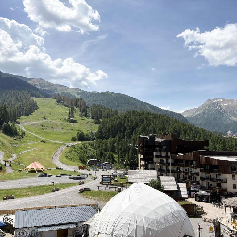 Grand studio Les Orres 1650, 4 pers, balcon, proche commerces, box à skis - FR-1-322-267 - Apartment (4 Erwachsene) - 12