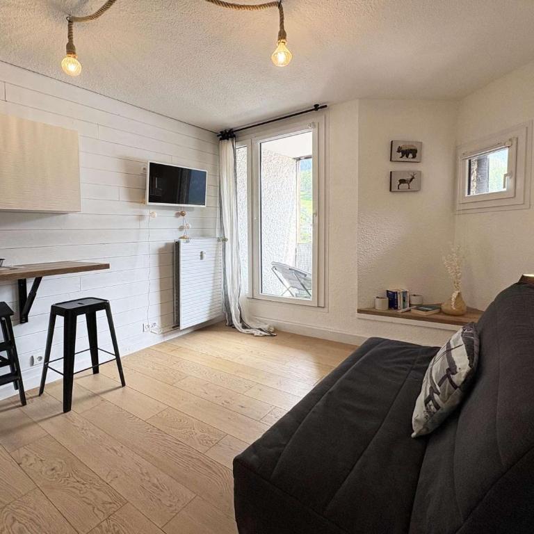 Coquet studio skis aux pieds, plein centre, balcon sud - FR-1-322-638 - Apartment - 8