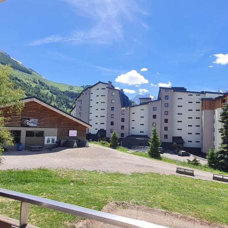 Lauvitel NE2 - ST4C - Studio - 13