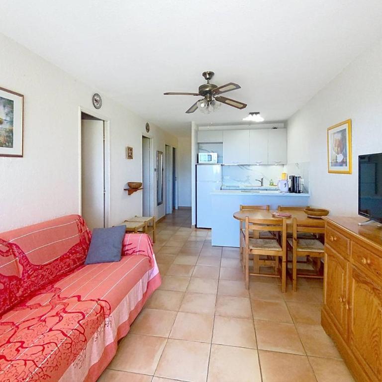 T2 cabine avec terrasse à La Favière, proche plages et commerces - FR-1-610-20 - Appartement (4 Adultes) - 15