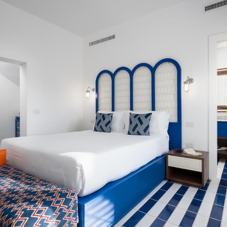 Villa Lia Hotel Capri - Premium Double Room with Spa Bath,Terrace and Sea View - 4