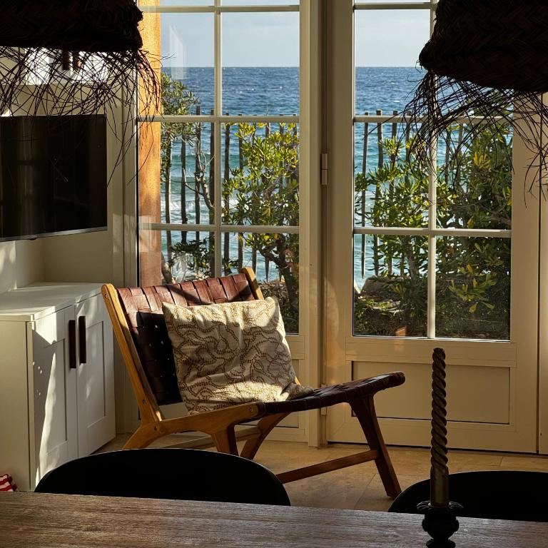 Le Petit Bonheur - pieds dans l'eau - Golfe de Saint-Tropez - Côte d'Azur, beach house fully renovated in 2026 - Casa de 2 dormitorios - 7