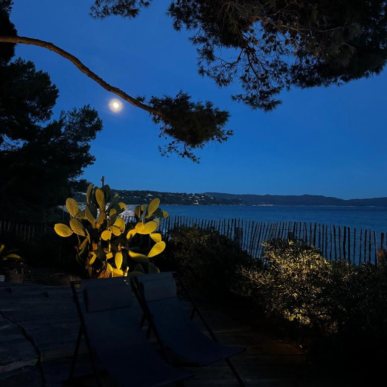 Le Petit Bonheur - pieds dans l'eau - Golfe de Saint-Tropez - Côte d'Azur, beach house fully renovated in 2026 - Casa de 2 dormitorios - 46
