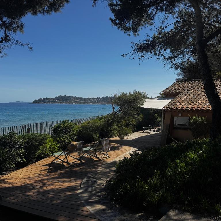 Le Petit Bonheur - pieds dans l'eau - Golfe de Saint-Tropez - Côte d'Azur, beach house fully renovated in 2026 - Casa de 2 dormitorios - 14