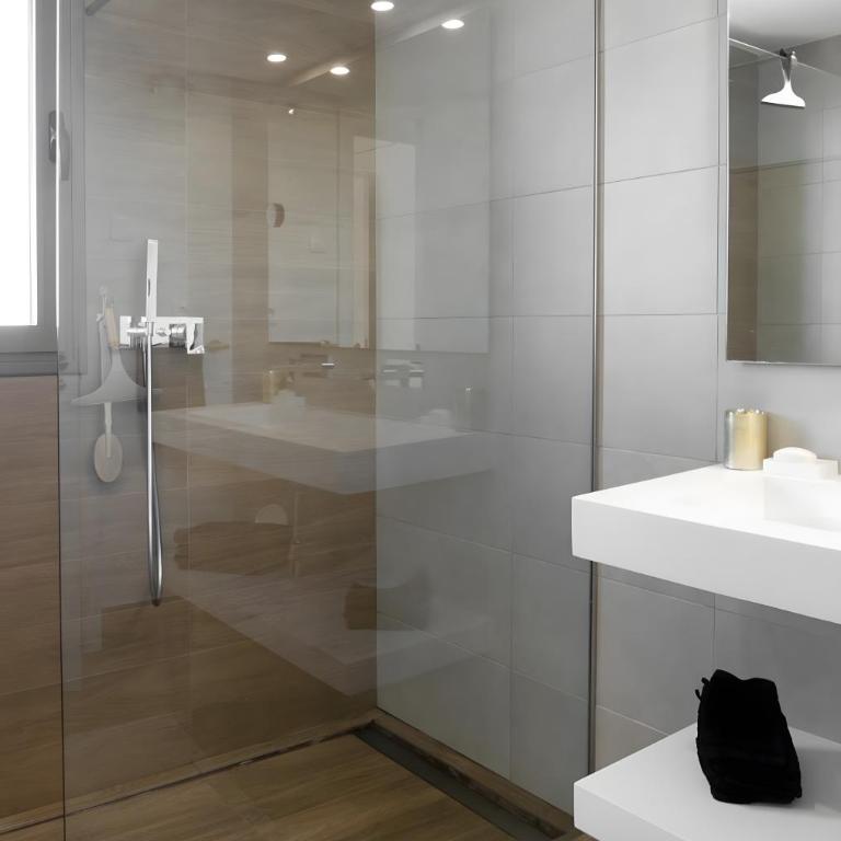 Bright Luxury Design Penthouse - Two-Bedroom House - 27