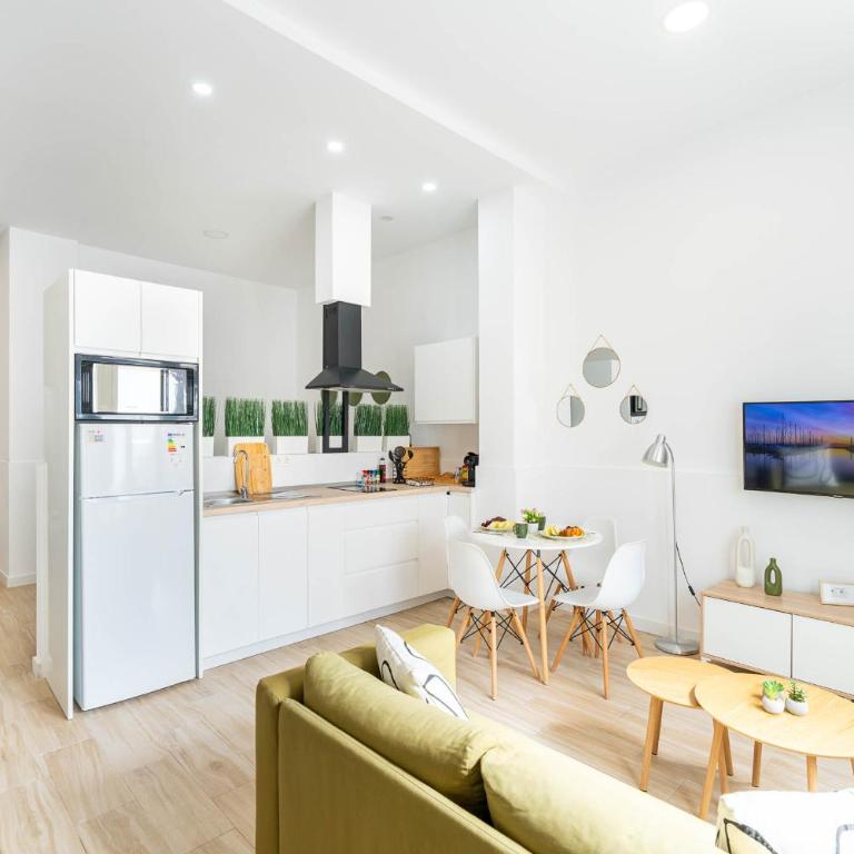 Elegante loft en Almería con zona de trabajo - Appartamento con 1 Camera da Letto - 1