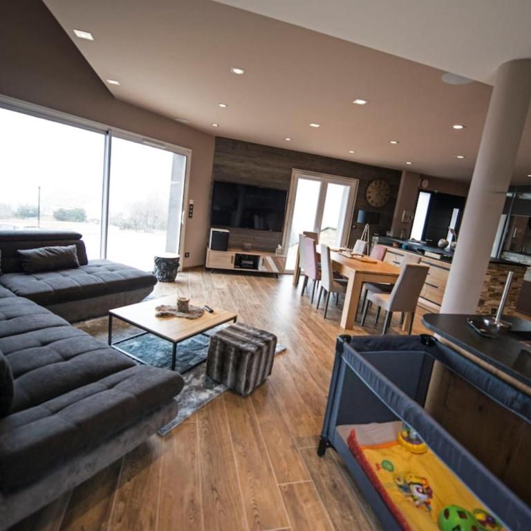 Chalet Horizon- 11p - Sauna Jacuzzi - Prox Ski - Chalet - 2