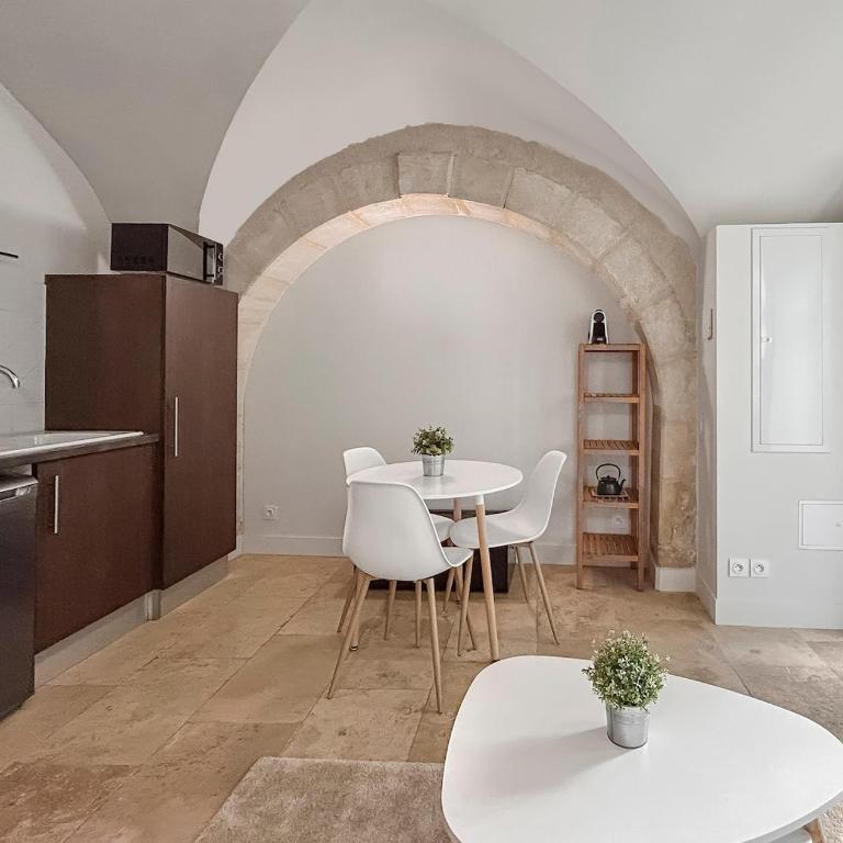 Oasis calme en plein centre de Nîmes I - Apartment mit 1 Schlafzimmer - 7