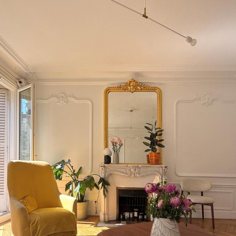Elegant Haussmannian between - Appartement 3 Chambres - 17
