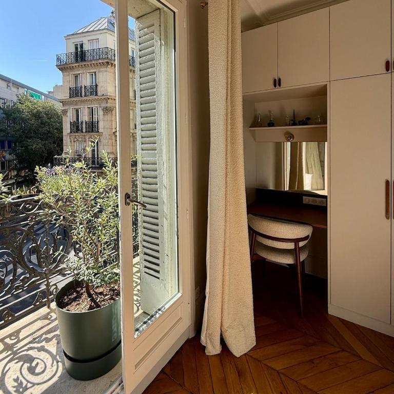 Elegant Haussmannian between - Appartement 3 Chambres - 18