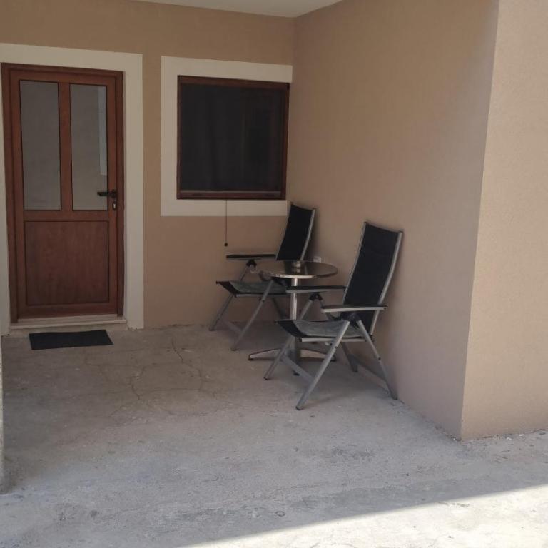 Studio apartment ground floor - Apartman sa 1 Spavaćom Sobom - 2
