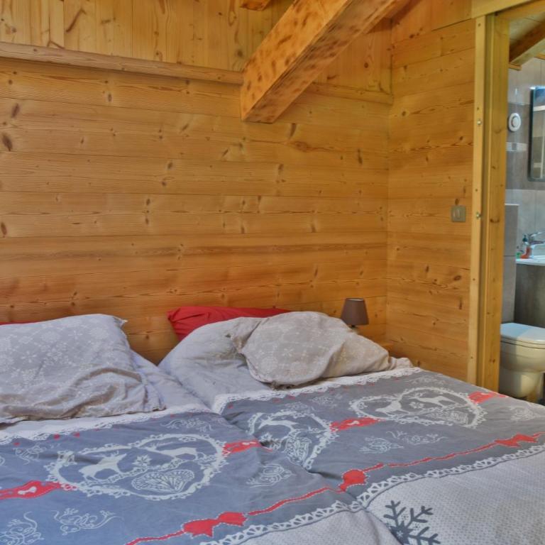 Chalet Le Plan du Rtia - Chambre Double - Vue sur Montagne - 11