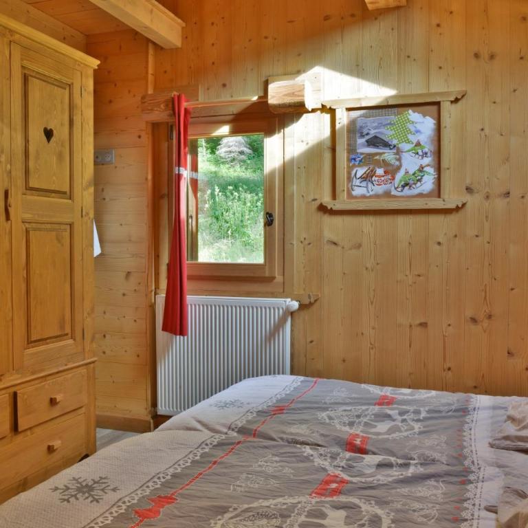 Chalet Le Plan du Rtia - Chambre Quadruple avec Douche - 2