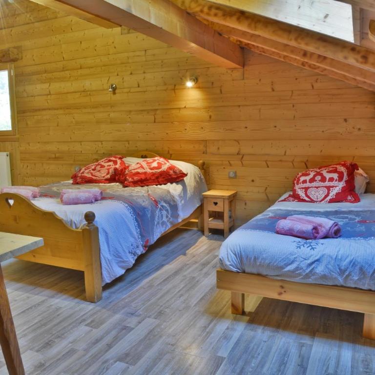Chalet Le Plan du Rtia - Chambre Quadruple avec Douche - 5