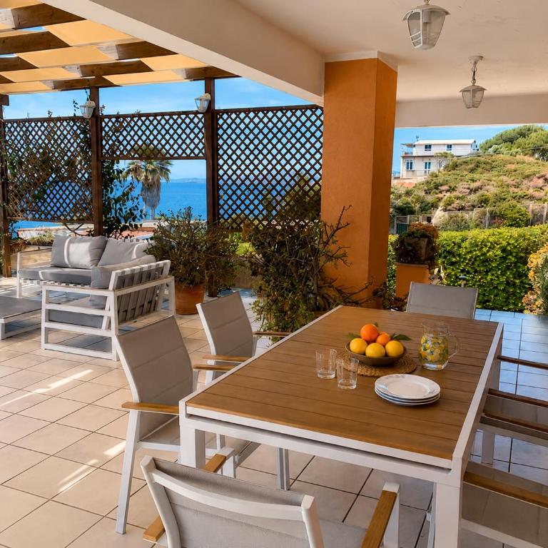 Villa Luce Exclusive Seafront Villa by BlueWhisper - Villa Fronte Spiaggia - 26