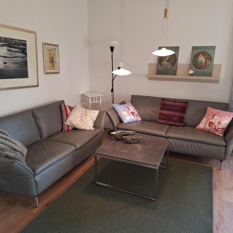 Ernies Gartentraum - Apartment mit Seeblick - 1