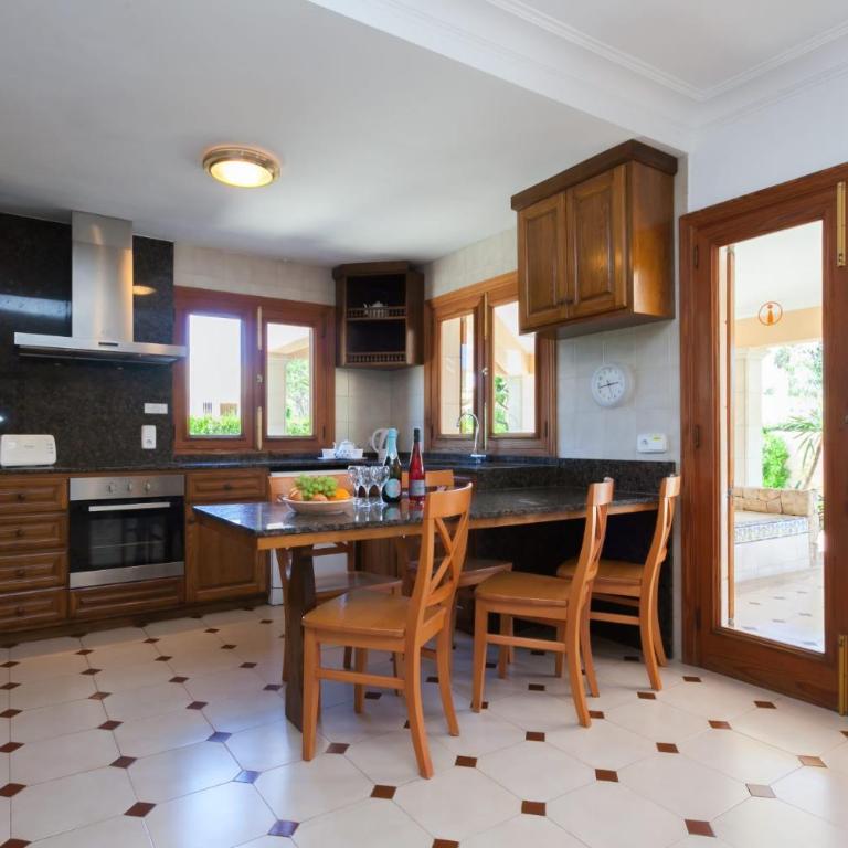Villa Can Bernardo - Villa con piscina privada - 7