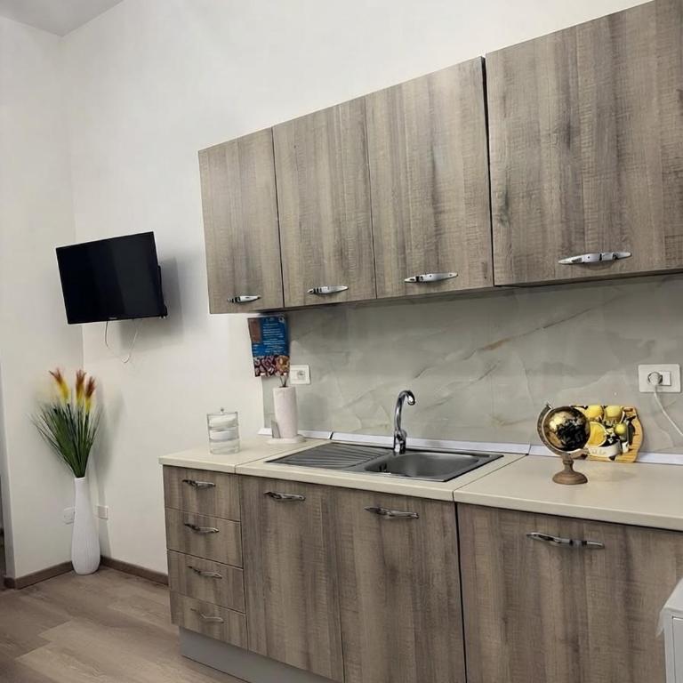 Lilly House - One-Bedroom House - 2