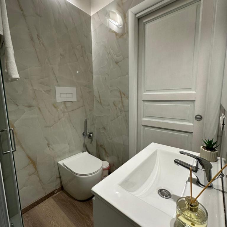 Lilly House - One-Bedroom House - 6