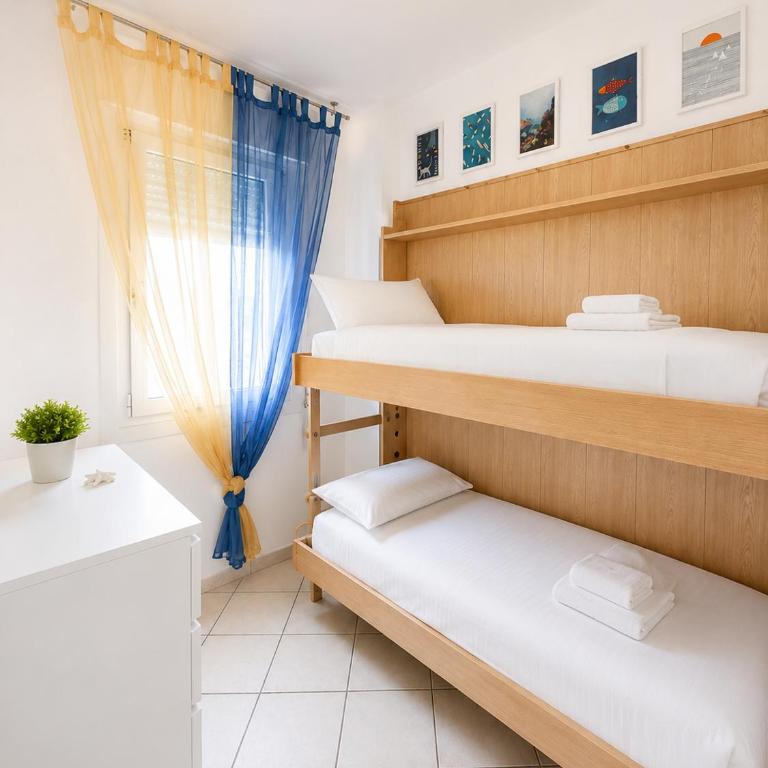 Faro Blu - Appartamento Vista Mare con Spiaggia e Parcheggio Privato - Appartamento con 2 Camere da Letto - 3