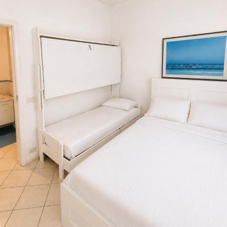 Faro Blu - Appartamento Vista Mare con Spiaggia e Parcheggio Privato - Appartamento con 2 Camere da Letto - 4