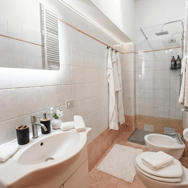 Milan Central, 8th Floor Penthouse with Skyline View - Appartamento con 1 Camera da Letto - 12