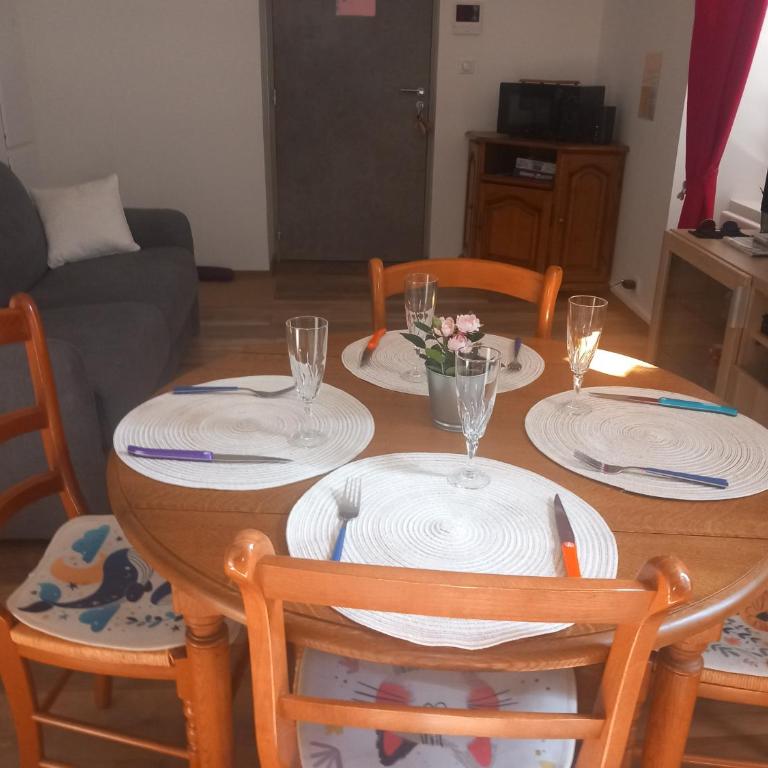 Au Petit Bonheur T2 4 Personnes - Apartment mit Dusche - 4