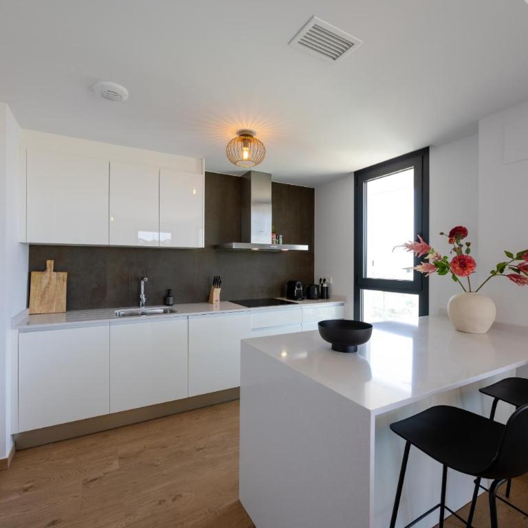 Allonbay Aster 6 - Luxury Apartment with Sea Views and Private Jacuzzi - Apartamento de 3 dormitorios Premium - 6