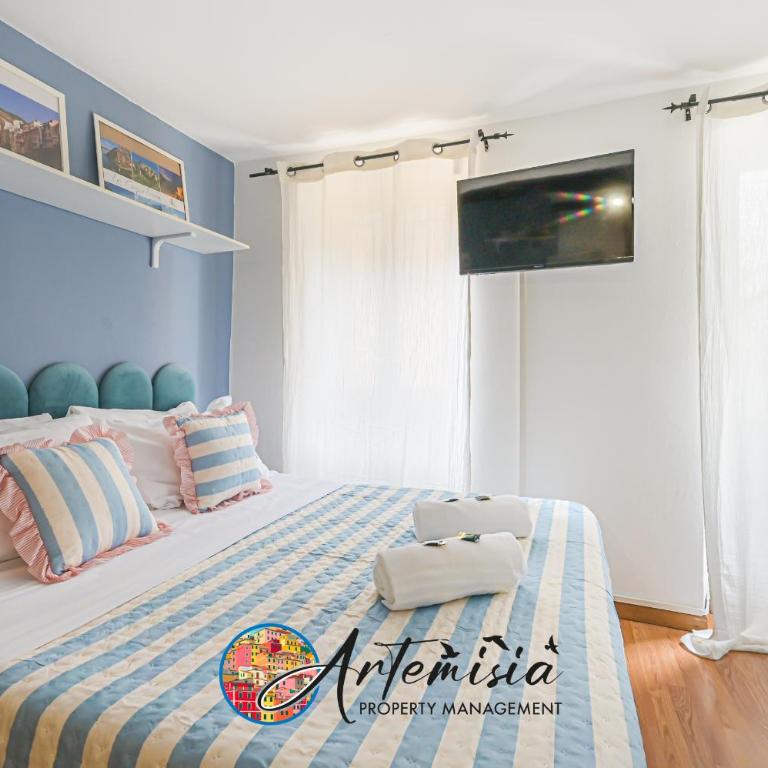 Artemisia apartments - One-Bedroom Apartment - 1